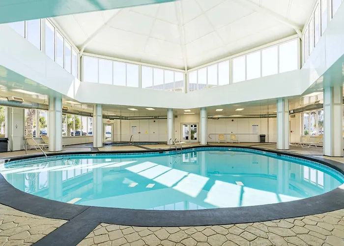 Beachview With Multiple Shared Pools Gym Hot Tub And Access Gulf Shores