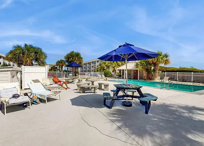 Beachview With Multiple Shared Pools Gym Hot Tub And Access * Gulf Shores