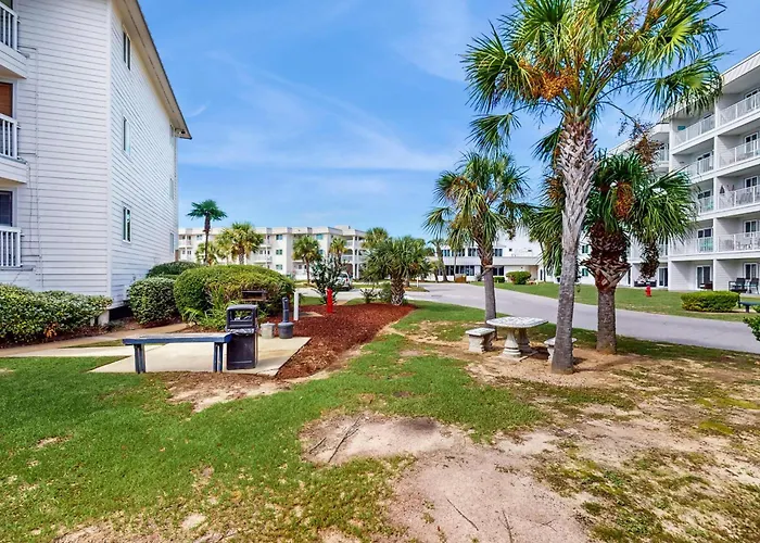 Beachview With Multiple Shared Pools Gym Hot Tub And Access *