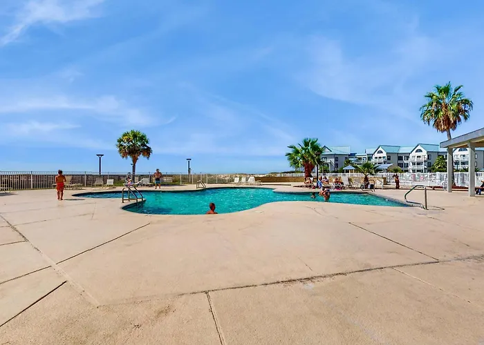 Holiday home Beachview With Multiple Shared Pools Gym Hot Tub And Access *